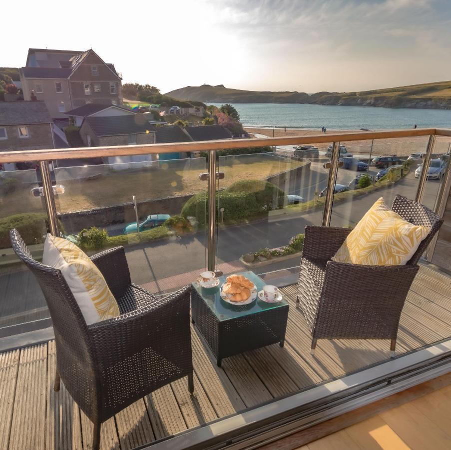 Apartment Porth Sands Beachfront *
